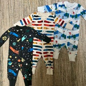 Lot: 3 Hannah Anderson onesies, 0-3 months, gender neutral